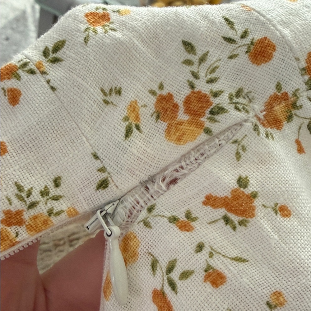 Reformation Darci Linen Top Floral Square Neck Corset Tank Ivory 4 FLAW - Picture 11 of 11